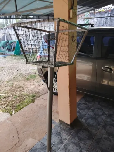 Vendo lixeira ótima qualidade de material