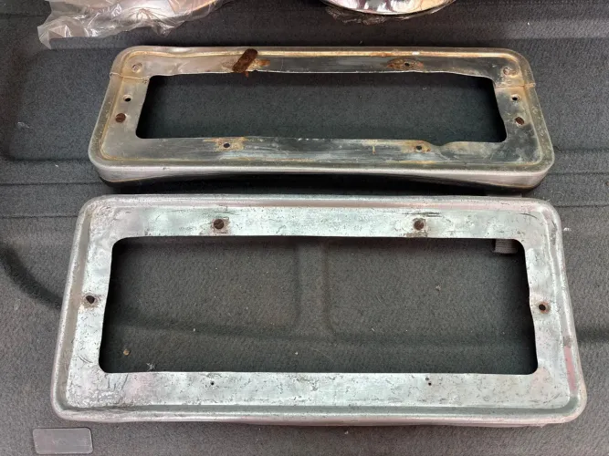 Par moldura, suporte placa Fusca inox