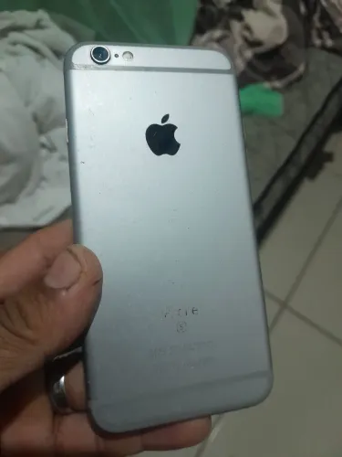 Iphone 6 psra conserto ou reaproveitamento de peças funciona tudo precisa trocar a tela ok