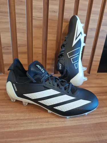 Chuteira Adidas 