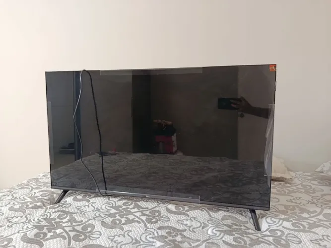 Vendo TV 43 polegadas