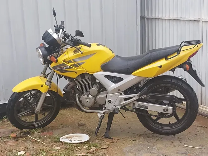 Honda CBX 250 Twister 2008 - Conservada | Documentação OK | Pronta para Rodar