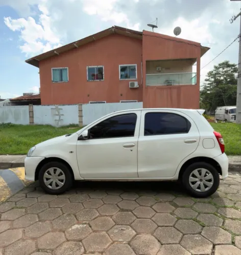 Toyota Etios X 1.3 Flex 16V 5P Mec. 2019