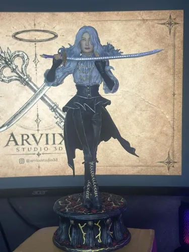 Alicia (Maelle) - Clair Obscur Expedition 33 Action Figure