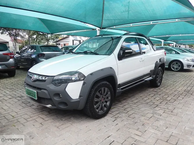 Fiat Strada Adventure1.8/ 1.8 Locker Flex CD 2019