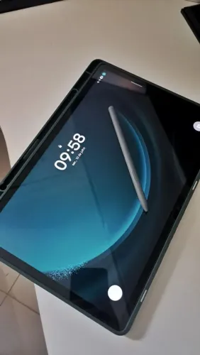 Galaxy Tab S9 FE+ 128GB/8GB RAM