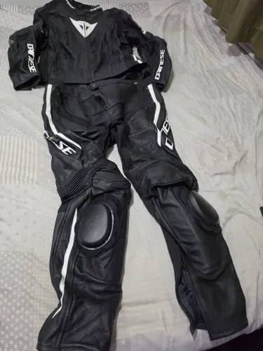 Macacão Dainese Laguna Seca 4 