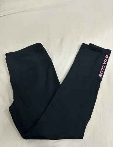legging empina bumbum renner