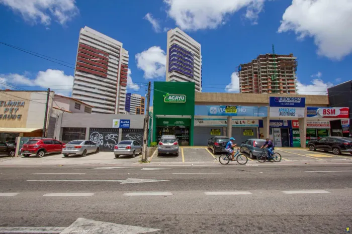 Imóvel versátil em excelente ponto comercial na Av. Antonio Sales