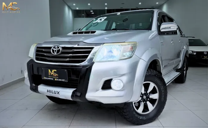 Toyota Hilux CD SRV D4-d 4X4 3.0 TDI Diesel AUT 2013