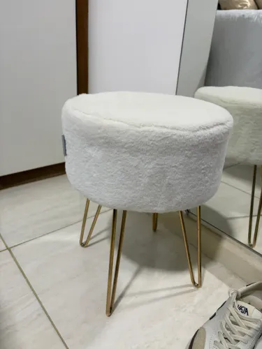 Vendo puff decorativo pelúcia