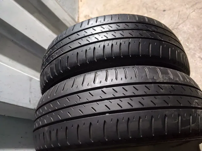 Par de pneus 185/60 R15" BRIDGESTONE- Aceito Cartão 