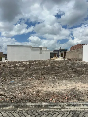 Lote disponível em condomínio fechado Portinari!