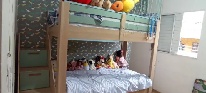 Beliche Infantil com Escada e Gavetões - Excelente Estado
