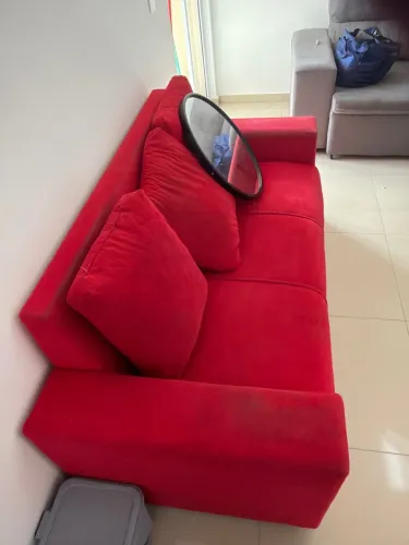 Sofá 3 lugares vermelho 