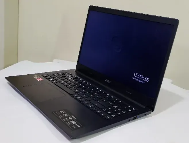 Notebook Acer Aspire 3 A315-23G Ryzen 5 e Radeon Vega 8Gb RAM+256Gb SSD