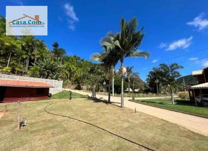 Chácara com 660,00m² plana em Santa Tereza!