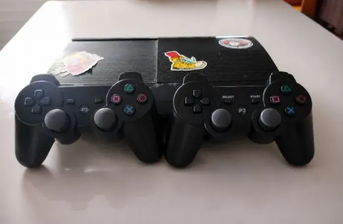 Playstation 3 super slim desbloqueado 
