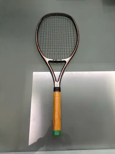Raquete de Tênis Yonex R - 22 ( raridade )