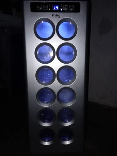 Adega Philco PH12