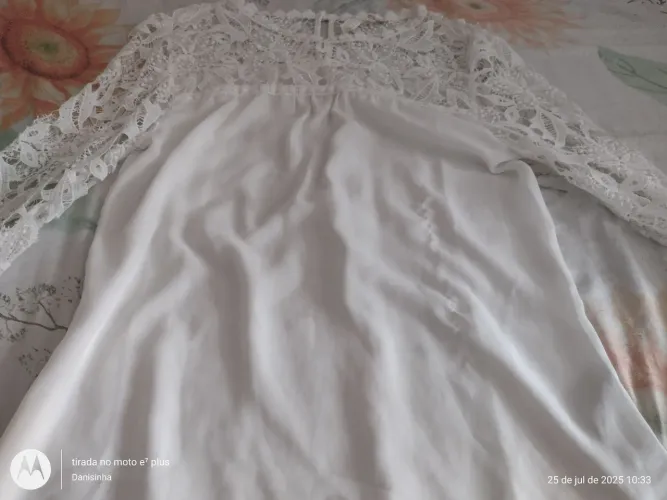 Vende-se Blusa Branca
