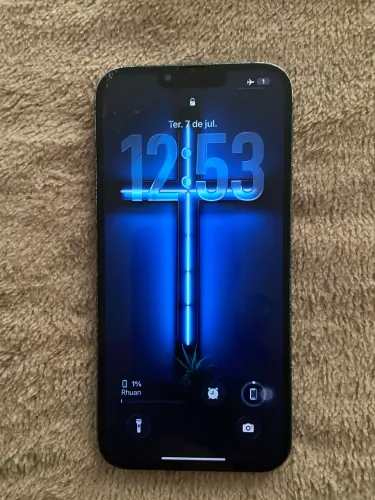 iPhone 13 Pro Max (Reiniciando)