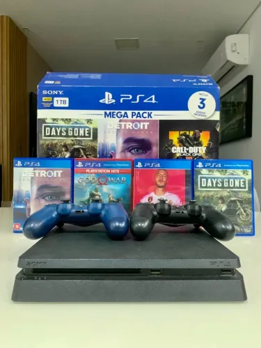 PS4 slim 1 TB com 2 controles originais e 4 jogos midia fisica
