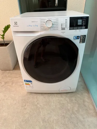 Lava e Seca Electrolux 11kg LSP11