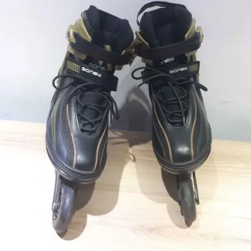 Patins Unissex 40-41 Preto e Dourado