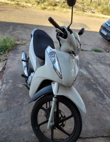 Biz 2019 125 IPVA pago e sem multa só transferi e andar troco por carro no valor da moto