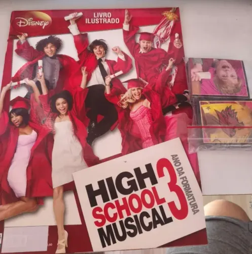 Álbum de figurinhas High School Musical 3 ORIGINAL COMPLETO.