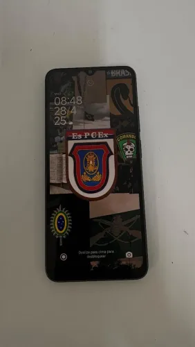 Redmi 12C (Unico defeito é o botão de aumentar) 