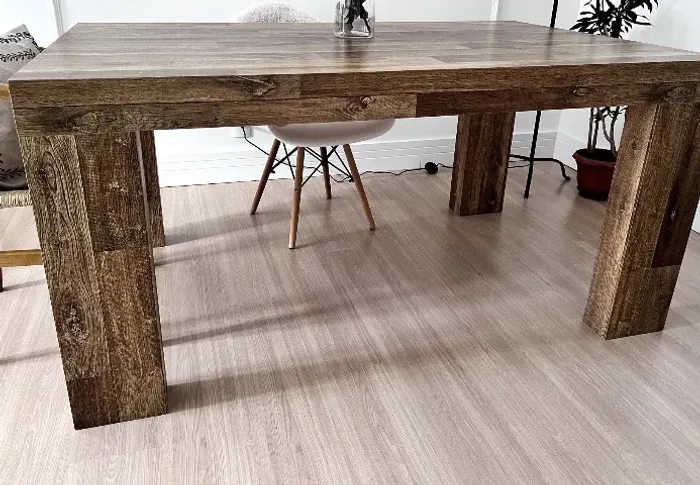 Mesa jantar amadeirada 