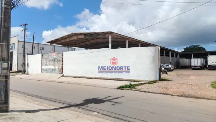 # Alugo Galpão São Cristóvão 704 m², pertinho do Ximenes Buffet