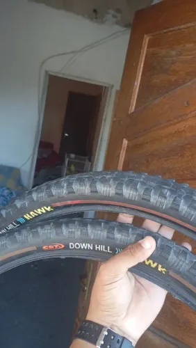 Pneus downhill Hank 