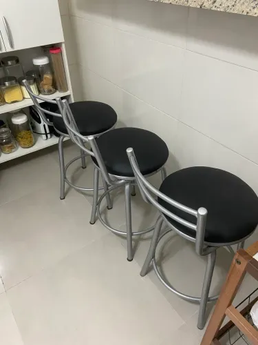 4 Banquetas giratórias