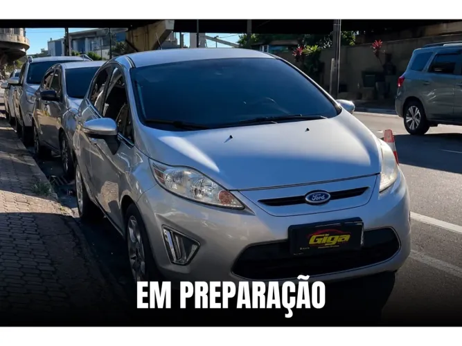 Ford Fiesta 1.6 16V Flex Mec. 5P 2013