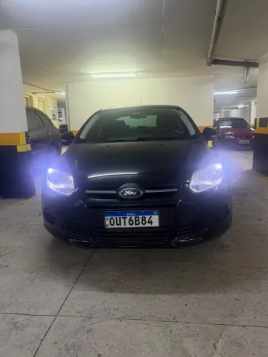Ford Focus Sedan 1.6 16V Flex 4P Aut. 2014