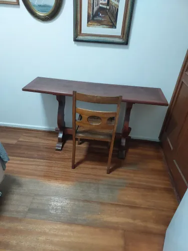 ESCRIVANINHA OU APARADOR ANTIGO EM PERFEITO ESTADO