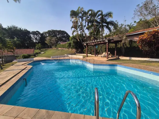 Casa à venda em Valinhos, Estância Recreativa San Fernando, com 4 quartos, com 212.58 m²