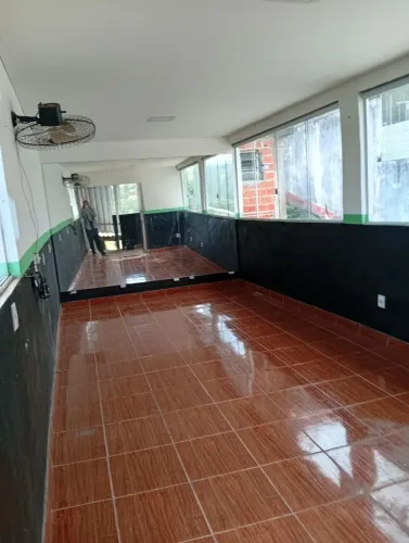 Cômodo para alugar próximo ao centro de Franco de Rocha