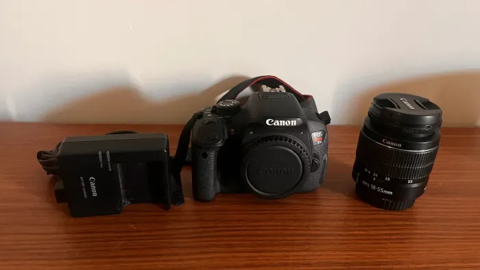 Câmera Cânon T5i