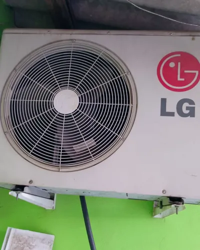 AR CONDICIONADO LG 220V