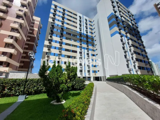 Apartamento tres quartos a venda alto Itaigara