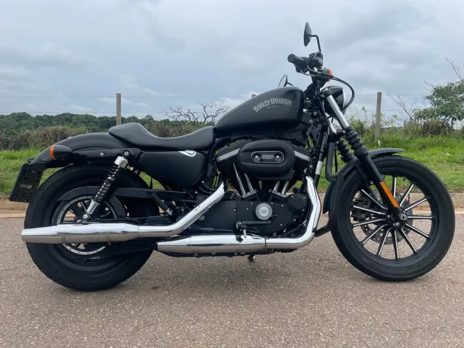 Harley Davidson 883 Iron