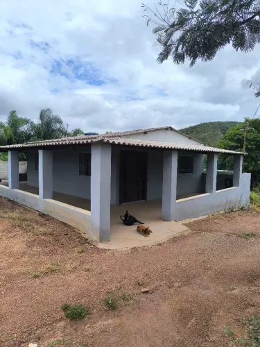 ? CASA À VENDA - Na Área Rural de Sobradinho Dos Melos <br>