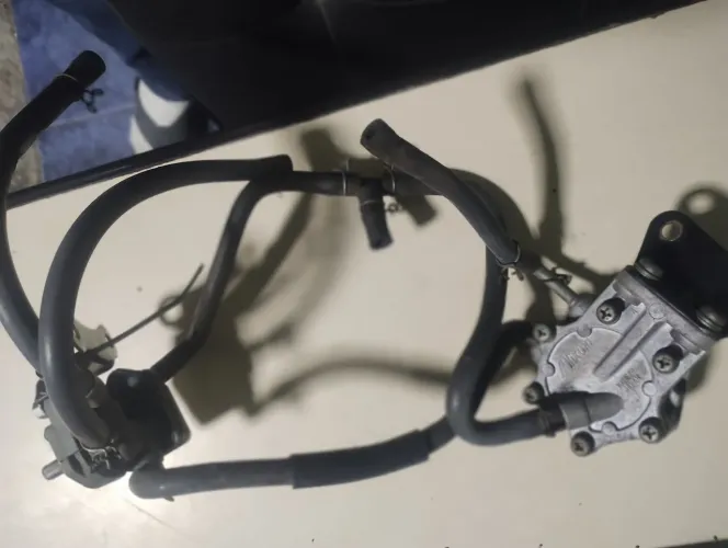 Bomba de combustível virago 250 original usado.