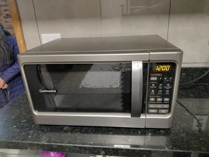 Microondas continental 34L