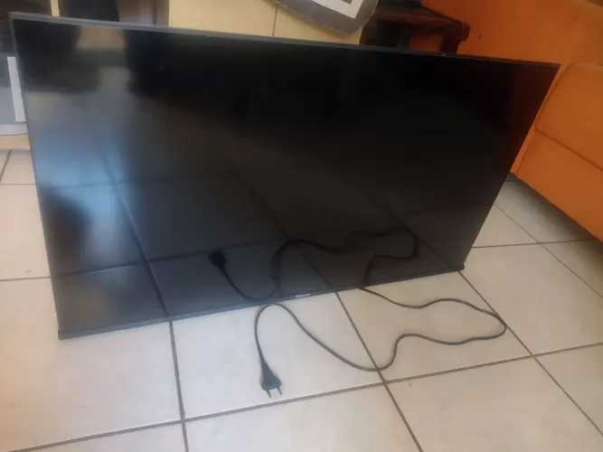 Tv hisense 40 Polegadas Retirada de Peças