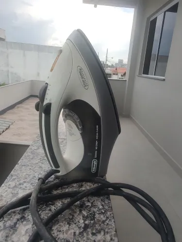 Ferro de Passar DeLonghi 110V Funcionando - Barato
